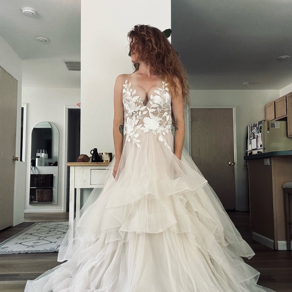 Elegant White Floral Wedding Gown
